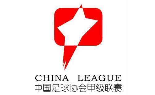 毕业于美国纽约大学电影学系。