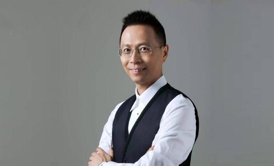 韩国F4成员李敏镐14日出院 将与粉丝共度生日 2009-06-14 李敏镐 韩国Ｆ４成员李敏镐6月5日住院接受了去除膝
