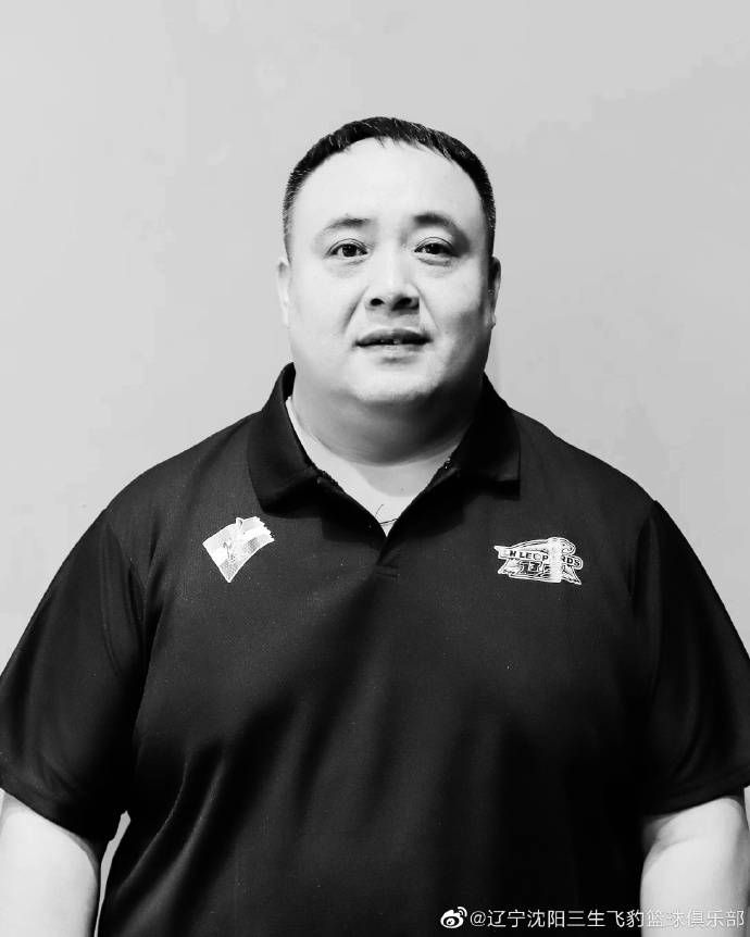 他正在看的是朱迪·布鲁姆 瑞安·雷诺兹不想再演超级英雄 愿拍《死侍》续集 2015-07-10 瑞安·雷诺兹对于喜爱超级英雄电影的粉丝来说并不陌生，除了“死侍”这一角色外，他还曾在《绿灯侠》中扮演哈尔·乔丹。