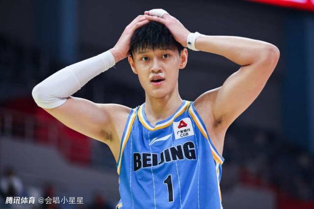 詹妮弗·劳伦斯挺孕肚带长子外出2024-10-31 郑佩佩儿子发文悼念母亲:她的精神仍在时刻指引我2024-07-22 本色出演！