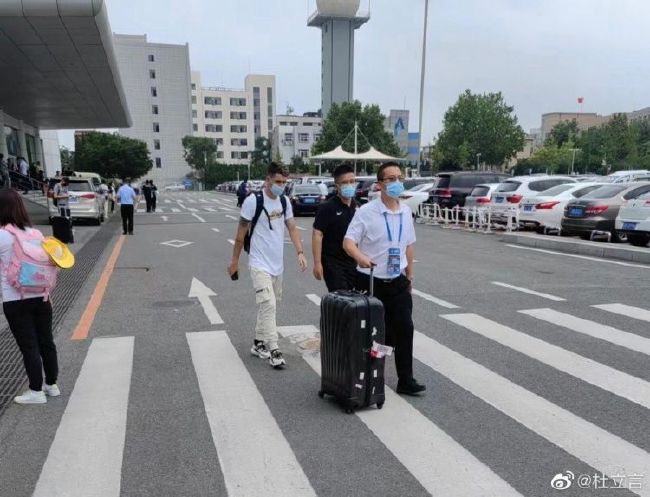 《越狱》主创发文透露 第六季确认开拍 2020-09-23 近日，曾在经典美剧《越狱》中出演哥哥林肯的多米尼克·珀塞尔在社交平台上发文，透露《越狱》有望回归，将筹拍第六季。