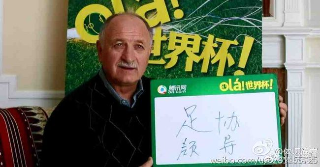 此后十年间，他独树一帜的“功夫喜剧”风格成为嘉禾电影票房的常胜法宝，惊险大胆的动作特技与平易近人的魅力为他赢得了大批影迷的追捧。