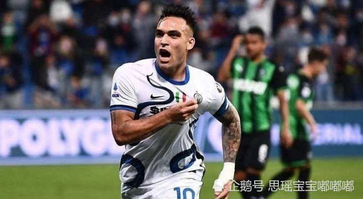 而对于观众来说，我们也从电影中明白了生活不可能永远都是幸福的结局，那些遗憾和无奈就像是暗夜的萤火虫，在你需要安慰的时候，它还是会发光。