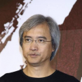 照片中她还在沙滩上享受日光 科波拉父女将亮相东京影节 二人首次踏上绿地毯 2013-09-22 索菲亚·科波拉与其父亲弗朗西斯·科波拉将携手登上即将在东京六本木召开的第26届东京国际电影节的绿毯。